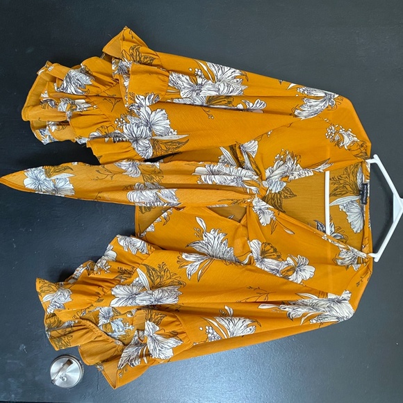 Floral Print Wrap Shirt - Picture 2 of 3